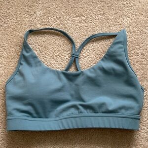 P’tula sports bra size medium